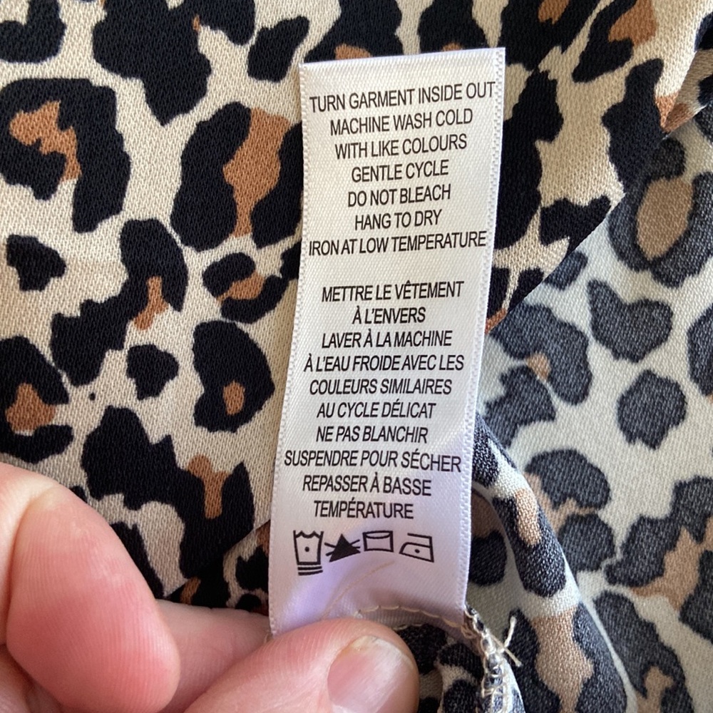 Leopard print dress top size large cuffed sleeves - Picture 6 of 6